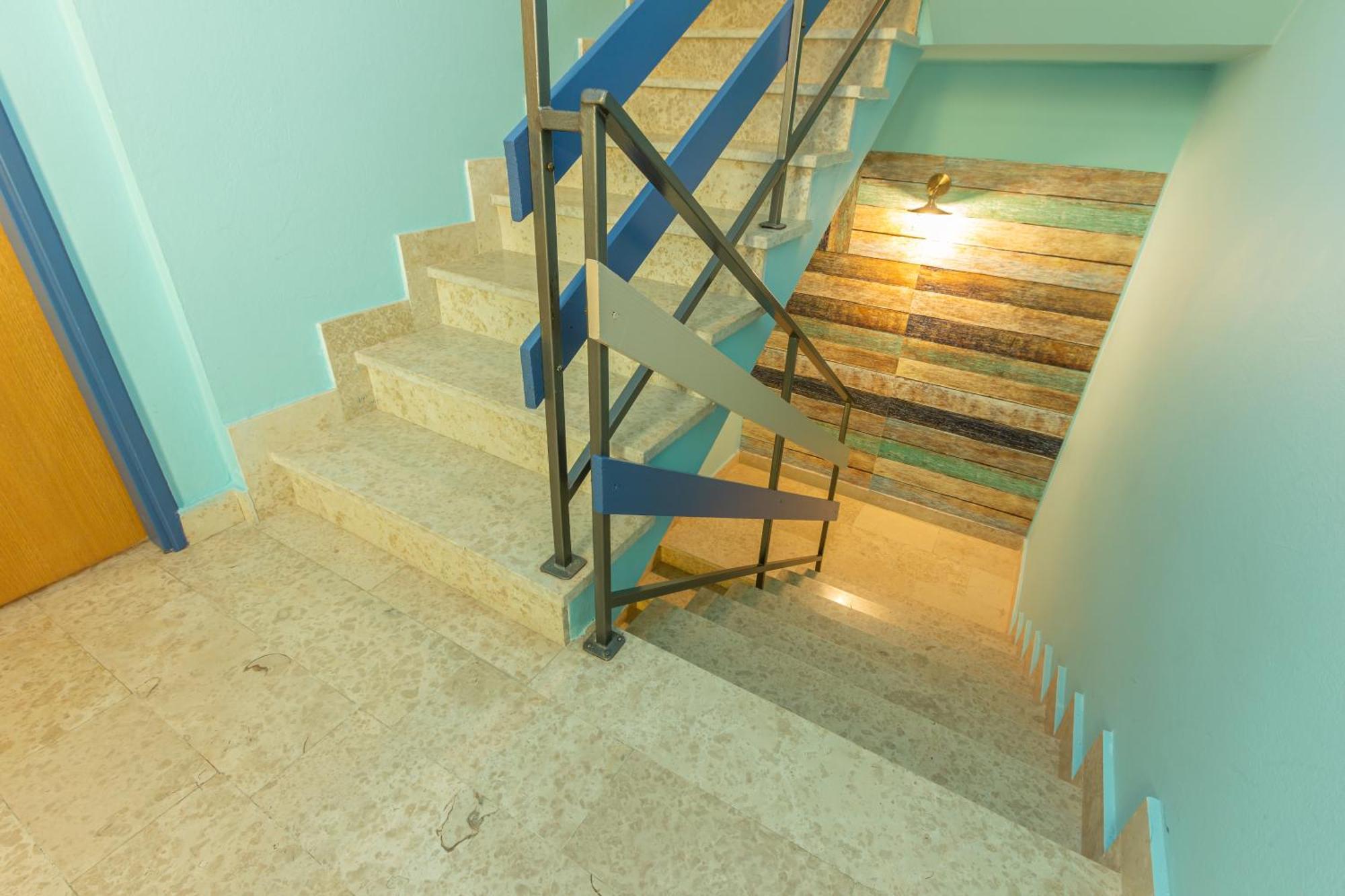 Rooms & Studio Apartments By The Way バスカ エクステリア 写真